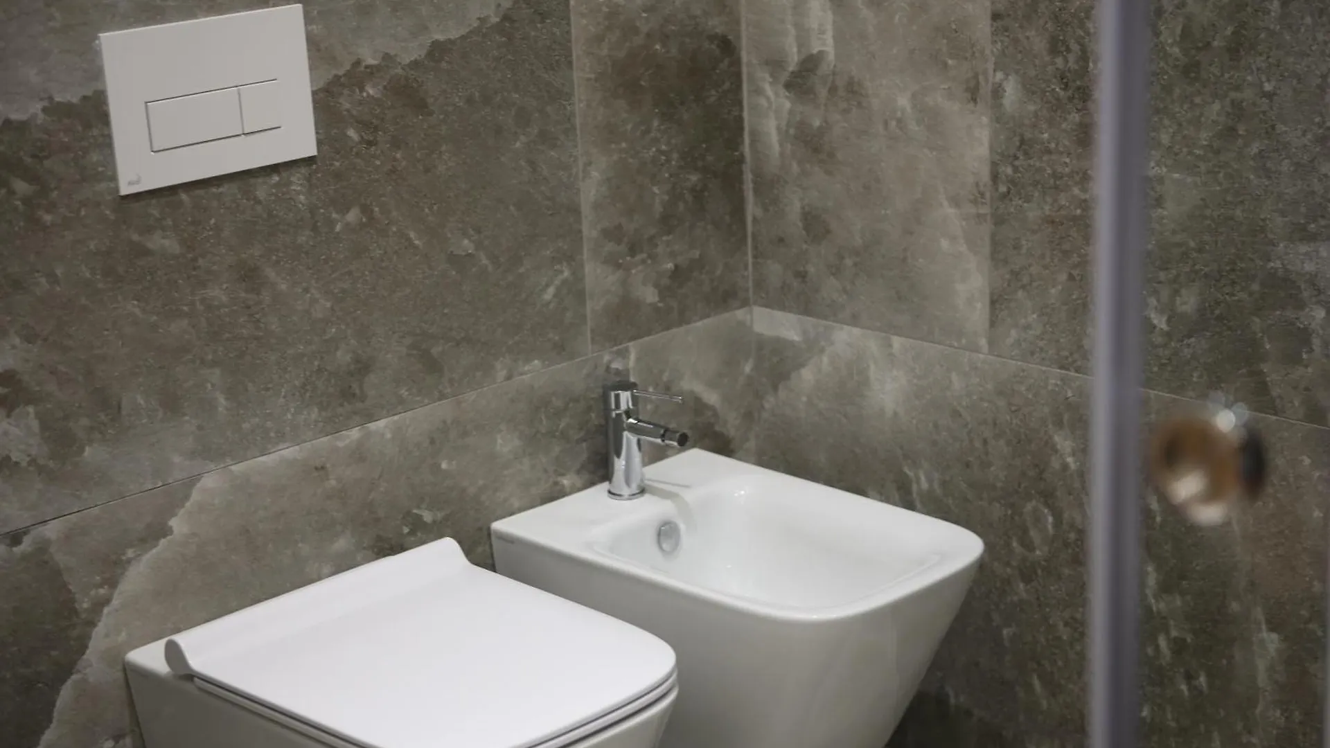 Azure Sea Apartments Sarande