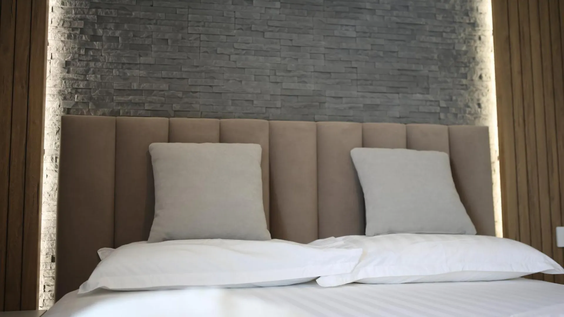 Azure Sea Apartments Sarande