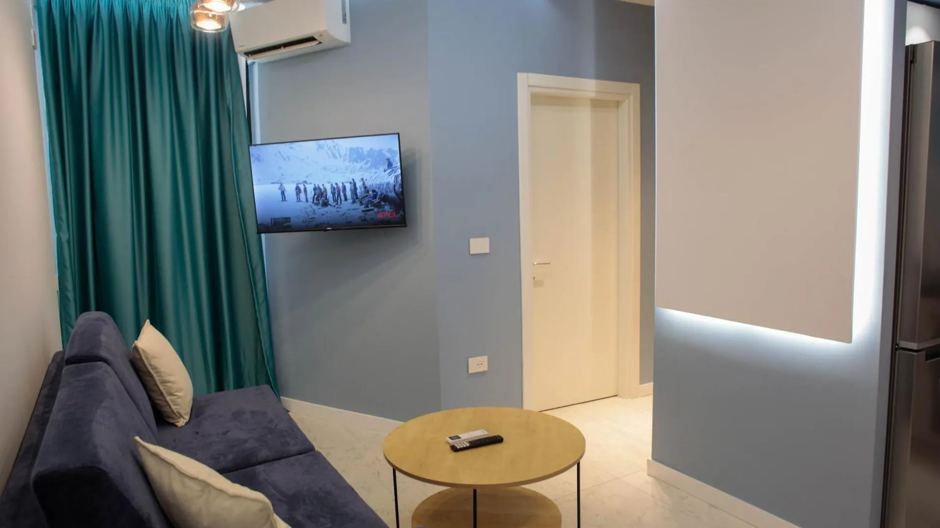 Azure Sea Apartments Sarande